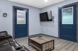 Remodeled Home near NRG, Downtown, Medical Center sleeps10 - Image 4