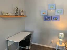 Studio in quiet neighborhood - Image 3