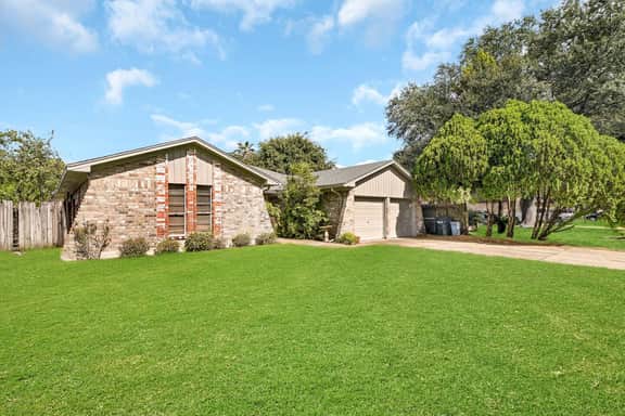 Private Pool, Pool Table, Outdoor kitchen,Spa - Image 2